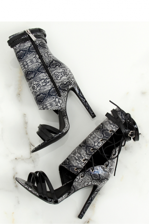 Zābaciņi ar papēžiem Modelis 128000 Inello   Zābaciņi ar papēžiem Modelis 128000 Inello