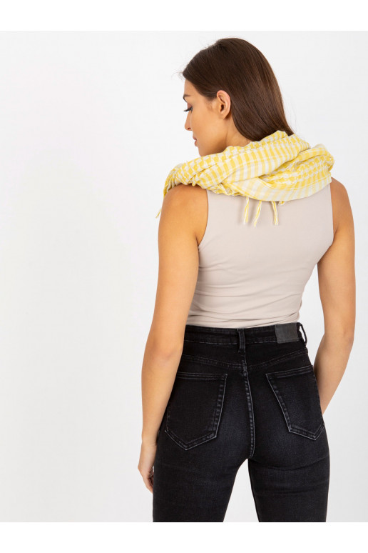 Gaiši dzeltenbalta arafatkas rūtainā...