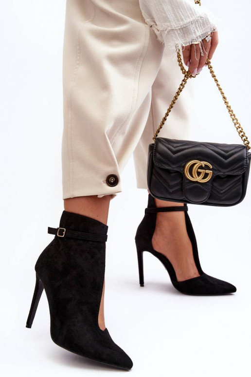 Zamšādas kurpes ar papēdi melnas...