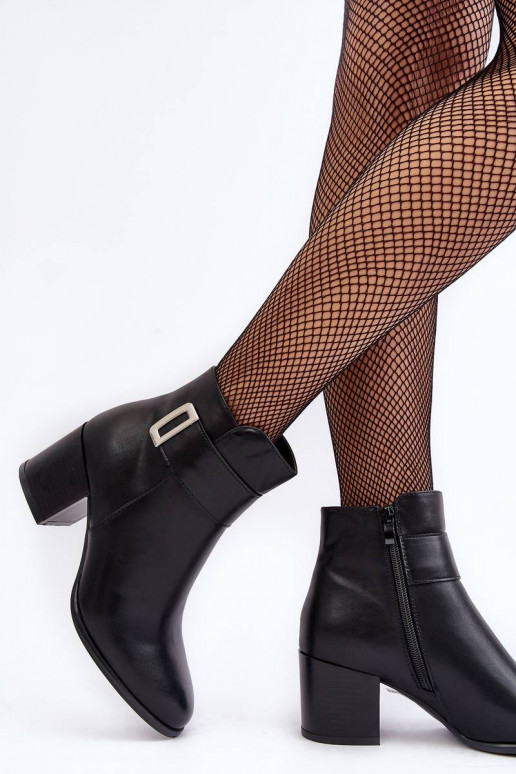 Sieviešu puszābaki melnas krāsas...