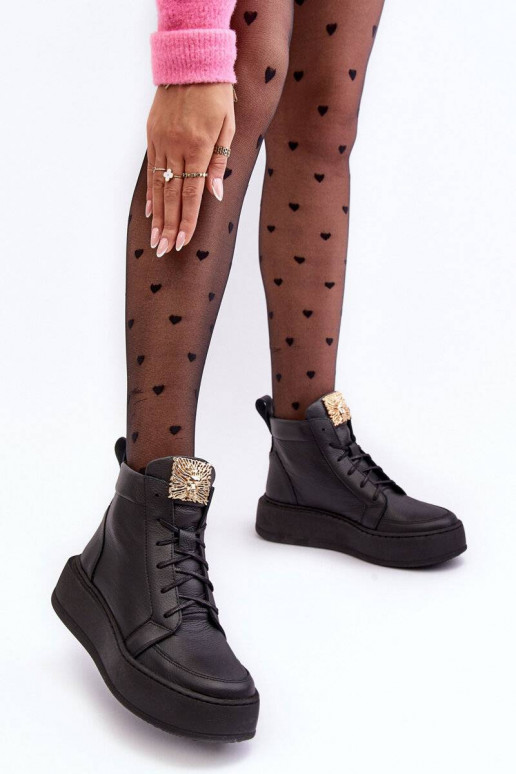 Šņorējami puszābaki ar ornamentiem...