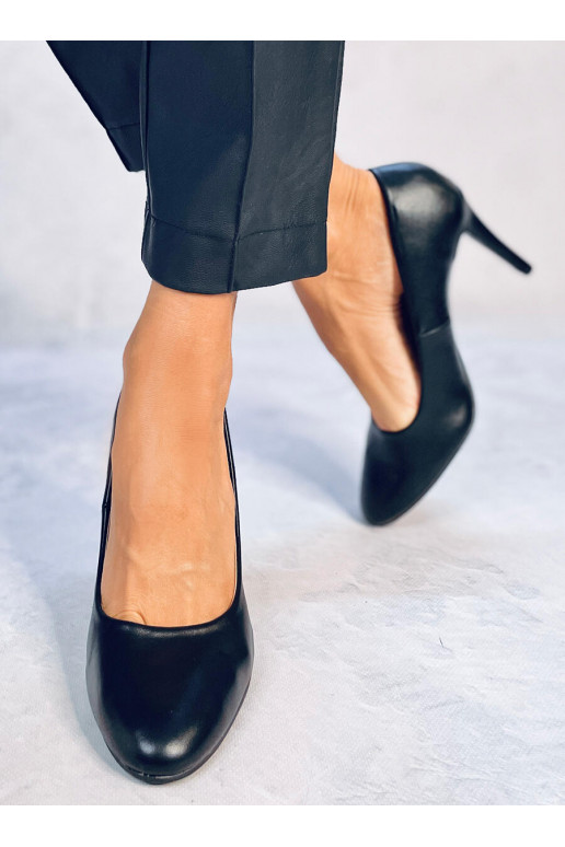 Kurpes okrągłe noski LINDY BLACK