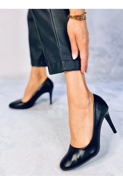 Kurpes okrągłe noski LINDY BLACK