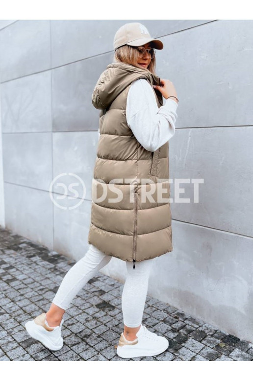 SIEVIEŠU GARA DEGA ZIEMAS VESTE TĀLU...