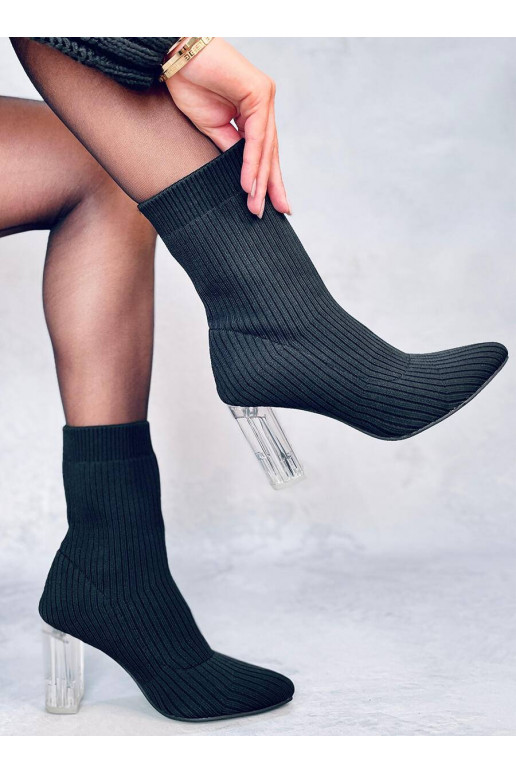 Stilīgi zābaki ar caurspīdīgu papēdi...