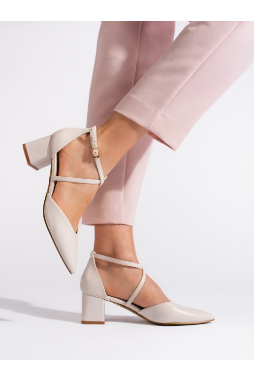 Ziloņkaula krāsas kurpes  