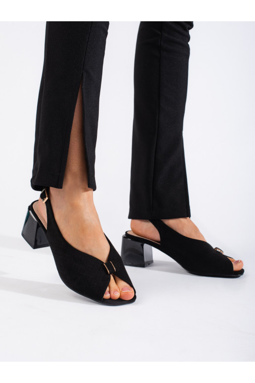 Eleganta stila kurpes uz papēža Melnas krāsas