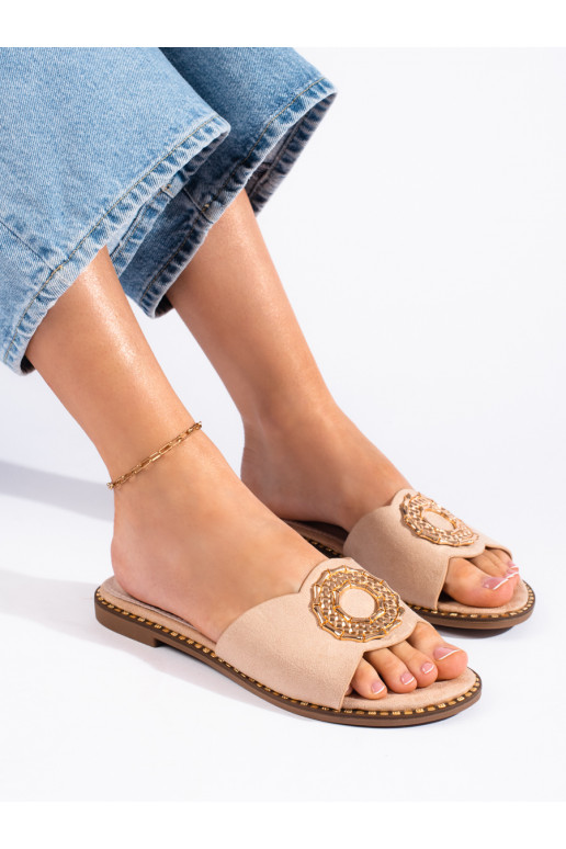 smilšu krāsas  čības  