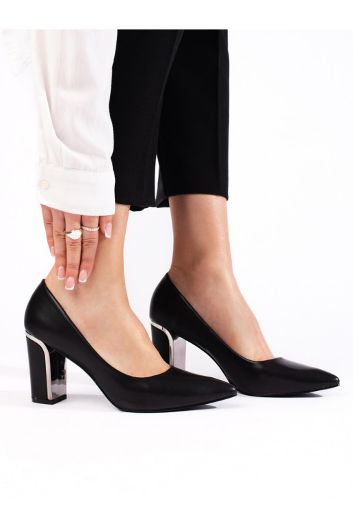 Augstpapēžu kurpes uz papēža Melnas krāsas