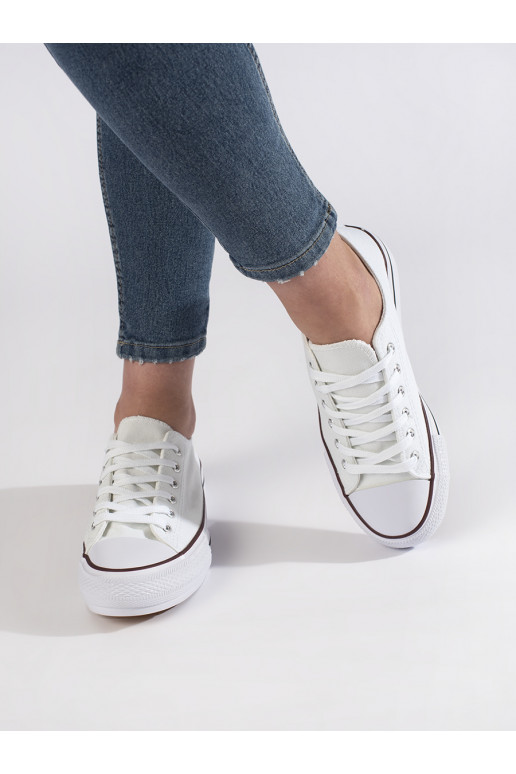 Baltas klasiska modeļa sieviešu kedas ar platformu