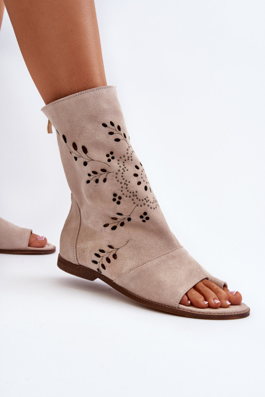 Zazoo Zamšādas basenes ar stulmu... Zazoo Zamšādas basenes ar stulmu...