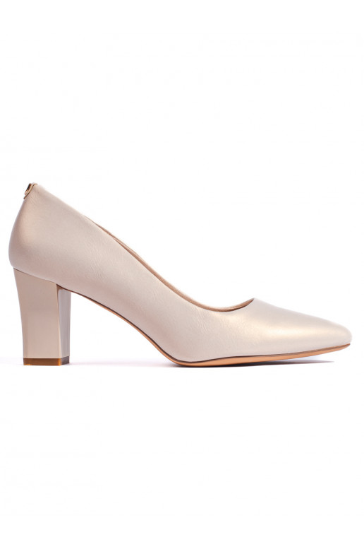 Eleganta stila  puszābaki uz papēža