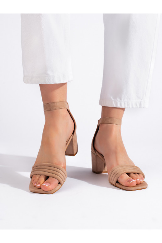 zamšādas  kurpes uz papēža