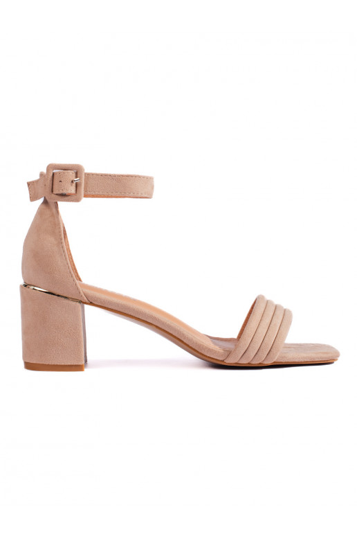 zamšādas  kurpes uz papēža