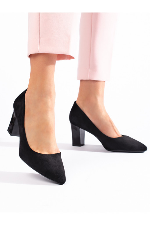  Melnas krāsas puszābaki uz papēža Sergio Leone