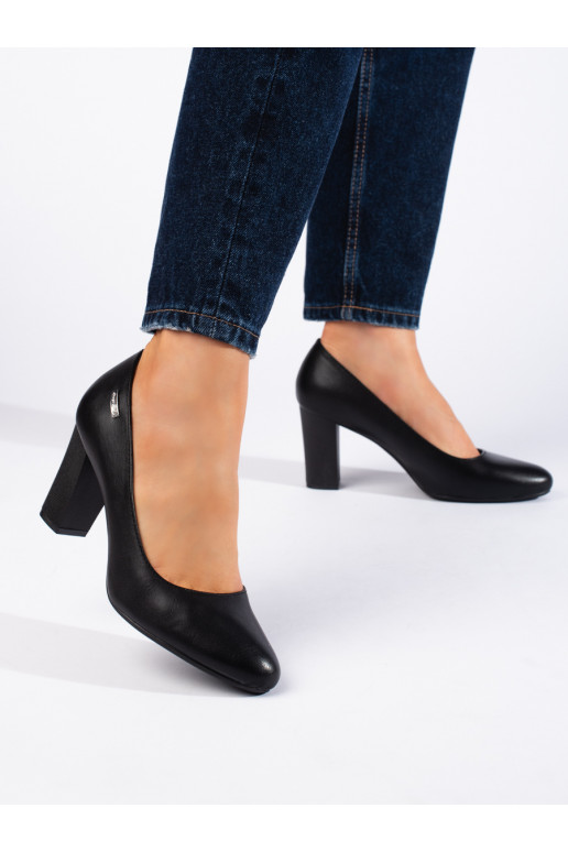 Melns puszābaki uz papēža Sergio Leone