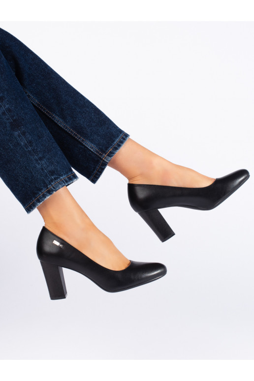 Melns puszābaki uz papēža Sergio Leone