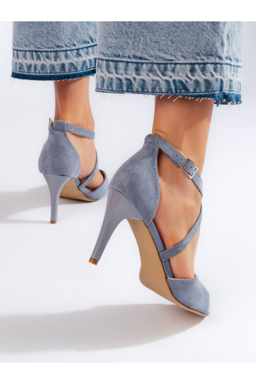    kurpes  Sergio Leone