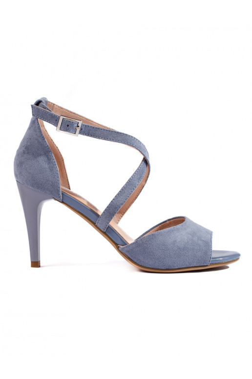    kurpes  Sergio Leone