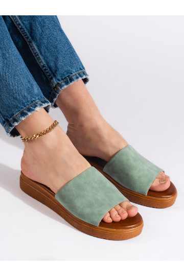 Zaļas krāsas  čības  ar platformu 2