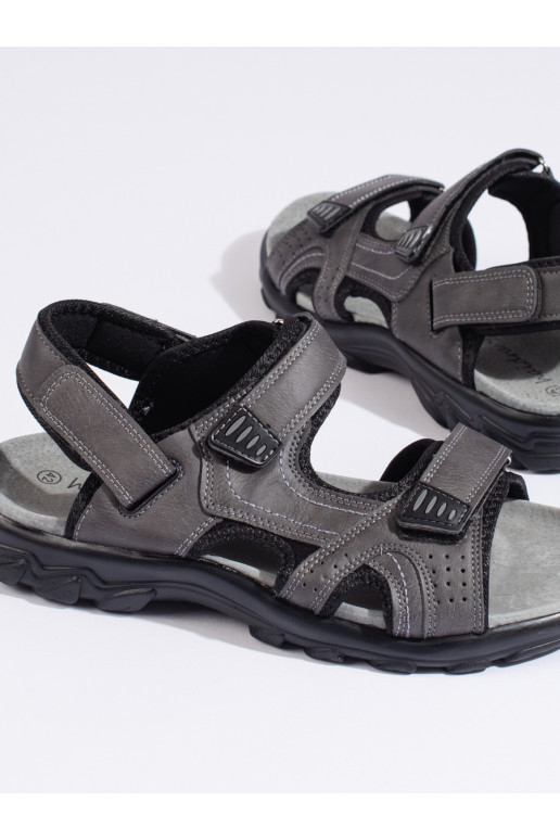  kurpes pelēkas krāsas 