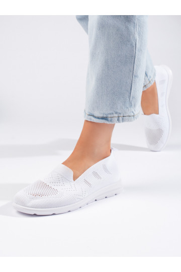 baltas krāsas  slip on  2