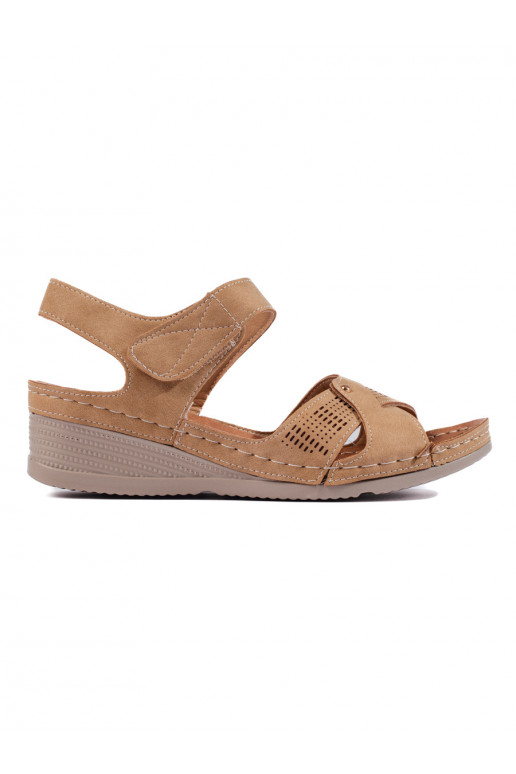 Ērtas sieviešu sandales ar nelielu platformu  brūnas krāsas