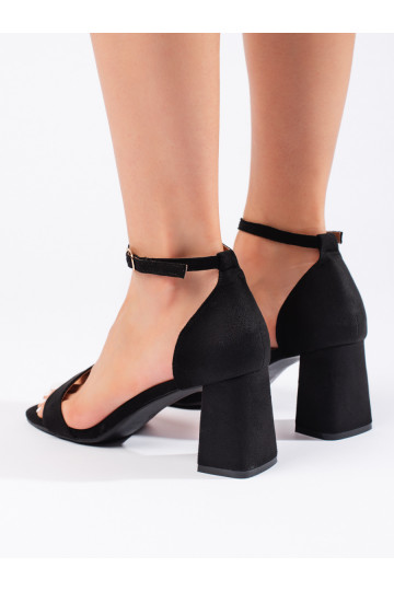 zamšādas Melnas krāsas kurpes   2