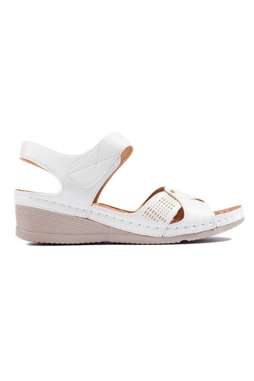 Ērtas sieviešu sandales ar nelielu platformu  balta krāsa
