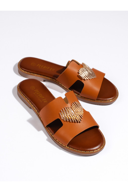 brūnas krāsas  čības  ze m m