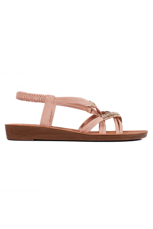 baltas krāsas kurpes  z przeplatanymi paskami