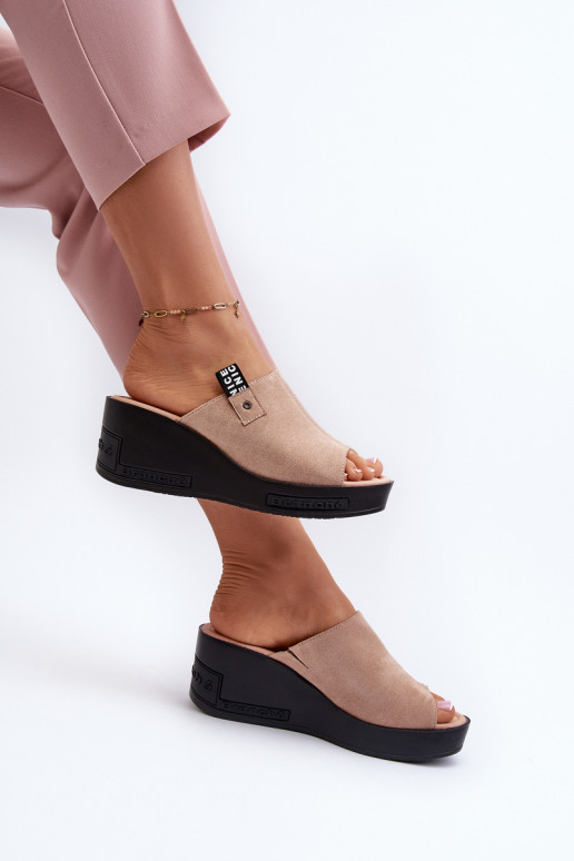 Sieviešu čības smilšu krāsas Vleni