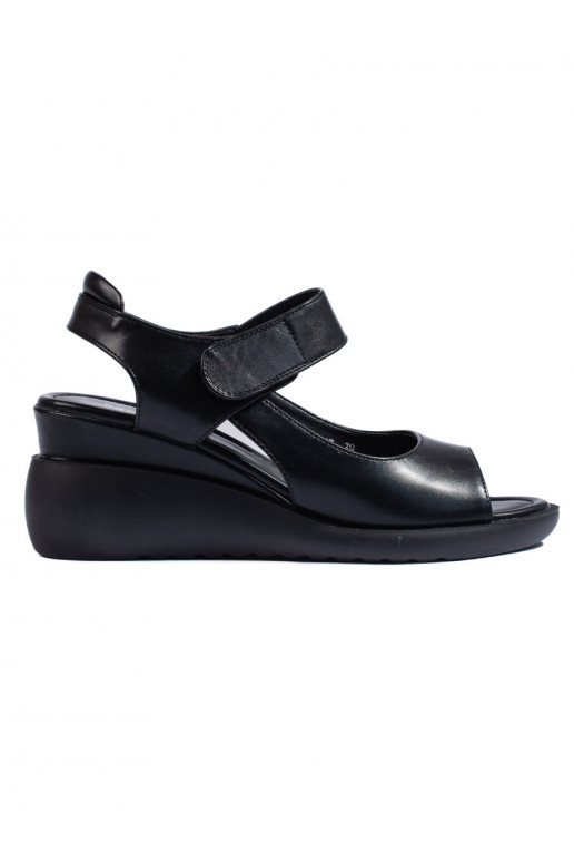  Melnas krāsas kurpes  Sergio Leone