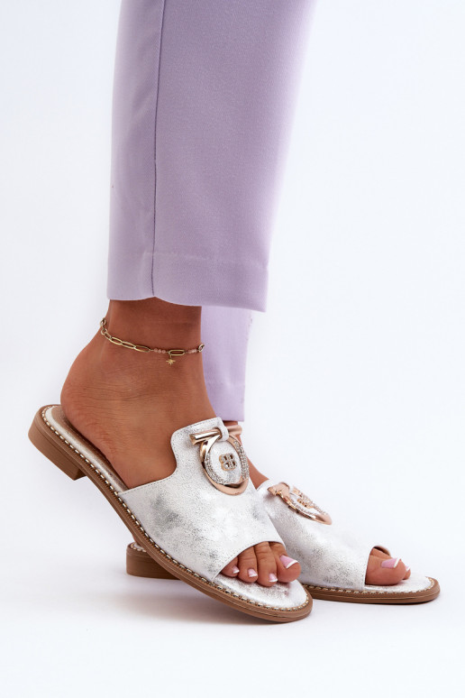 Eleganta stila spīdīgs sieviešu čības... Eleganta stila spīdīgs sieviešu čības...