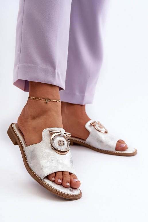 Eleganta stila spīdīgs sieviešu čības... Eleganta stila spīdīgs sieviešu čības...