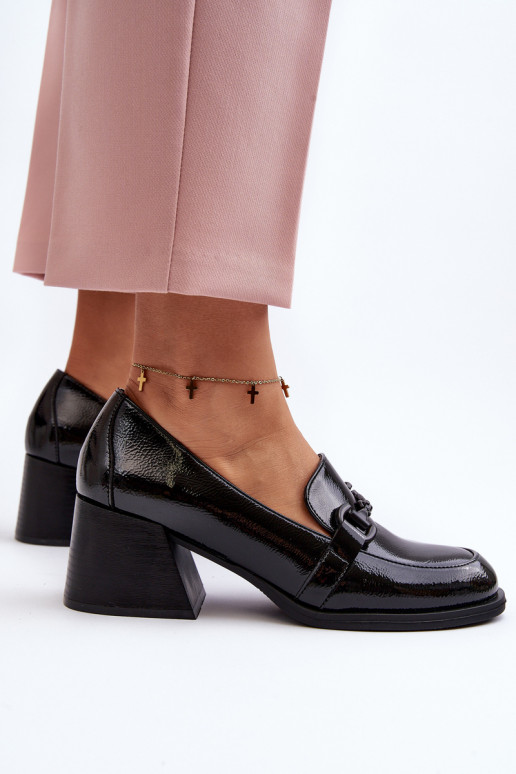 Laque apavi ar papēdi melnas krāsas...