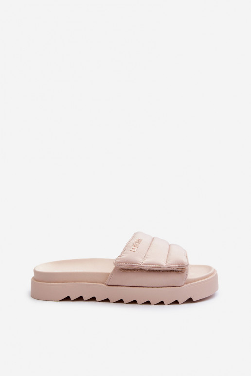 Čības ar platformu Big Star smilšu... Čības ar platformu Big Star smilšu...