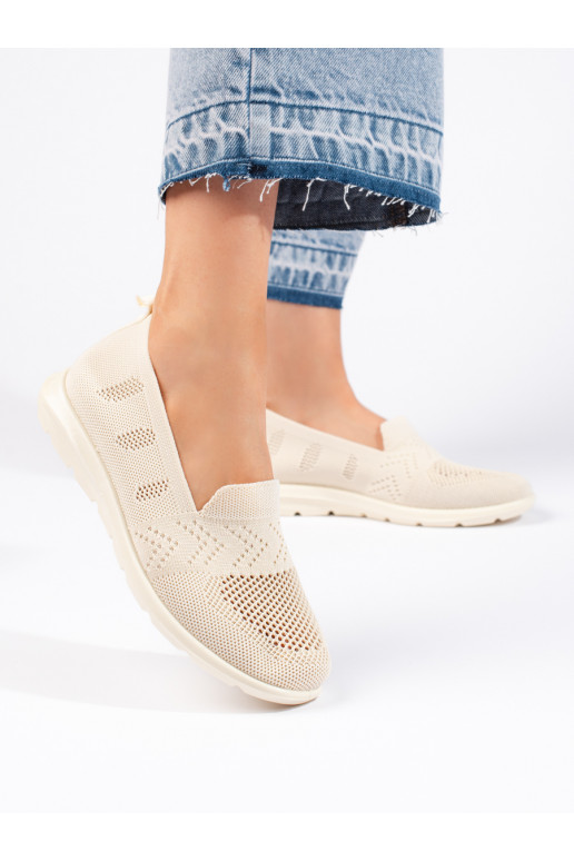 smilšu krāsas  slip on 