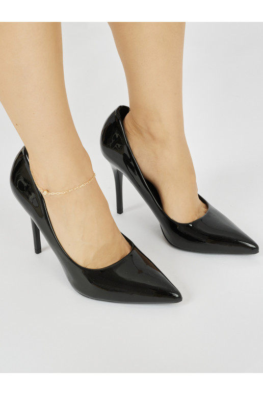  Melnas krāsas puszābaki