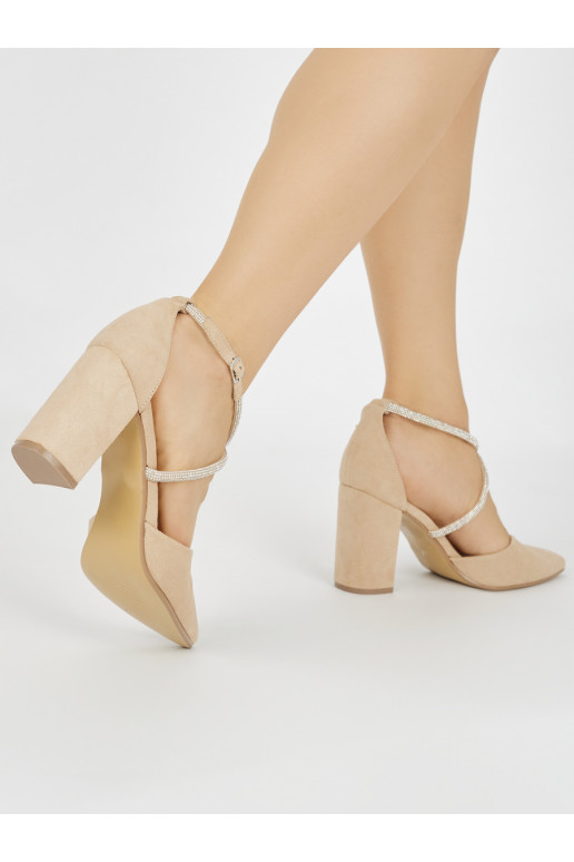 zamšādas  puszābaki 