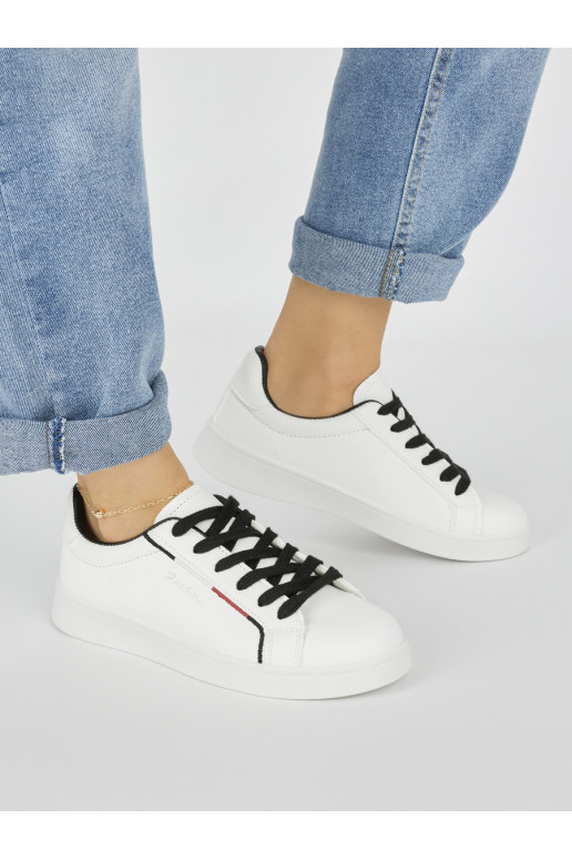 baltas krāsas   sieviešu apavi 