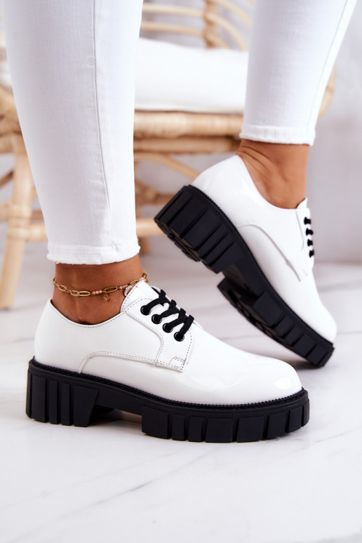 Stilīgas laque apavi La.Fi baltas... Stilīgas laque apavi La.Fi baltas...