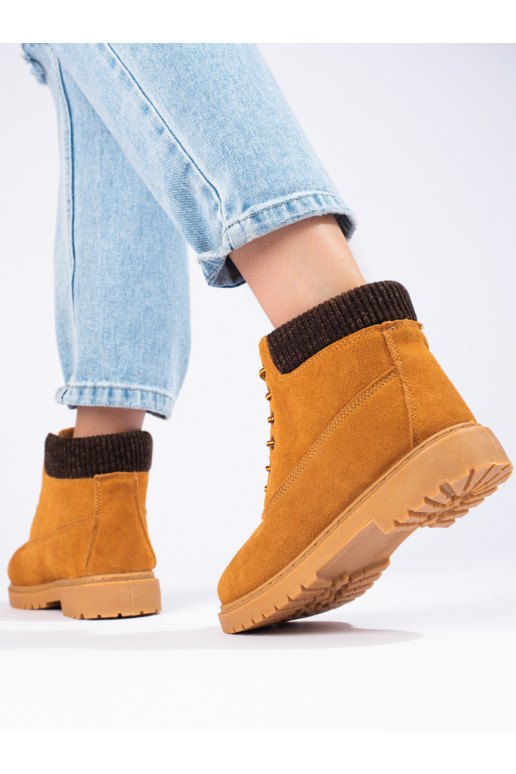 apavi   brūnas krāsas