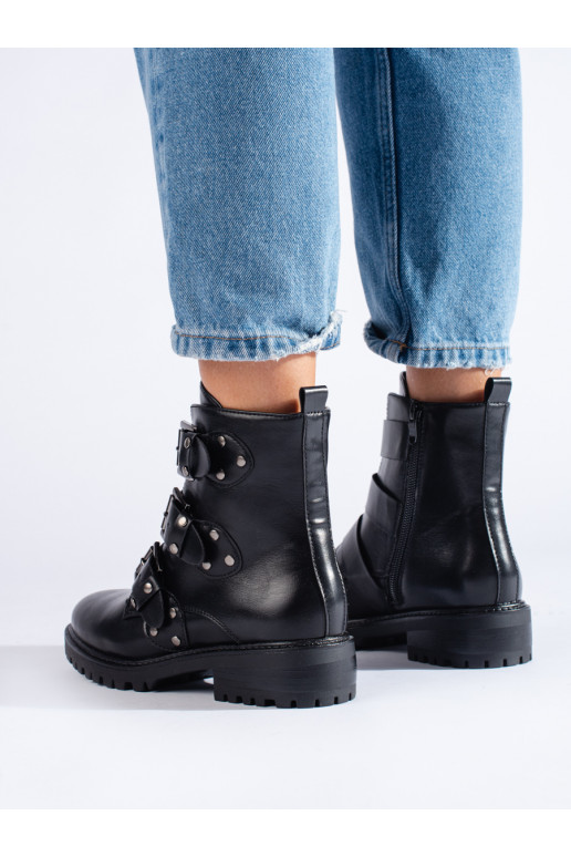 siltināti Melnas krāsas puszābaki ar sprādzēm