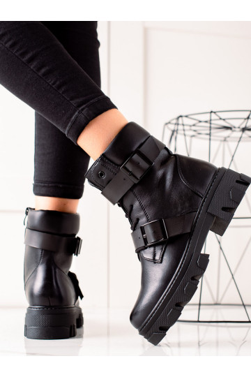 Sieviešu zābaki  2