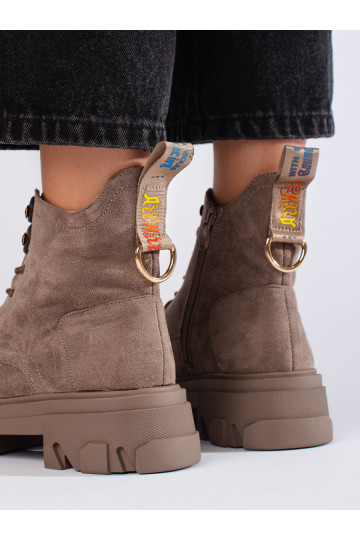 zamšādas sieviešu zābaki  2