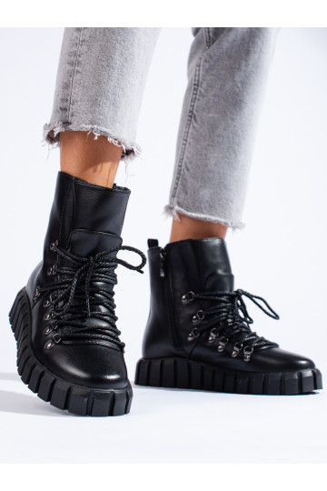 Melns  sieviešu zābaki ar platformu Potocki 2