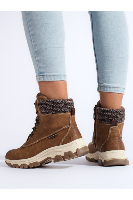 brūnas krāsas  sieviešu apavi  ar platformu