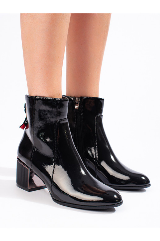 Laque sieviešu zābaki Melnas krāsas