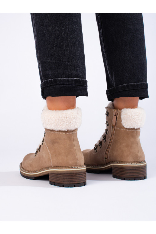 apavi  ar kažokādu 